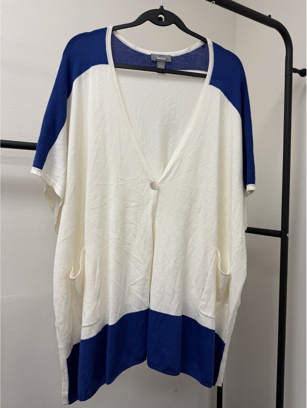 Neiman Marcus Women’s Small Cream Blue Colorblock Shawl Wrap Button Cover Up
